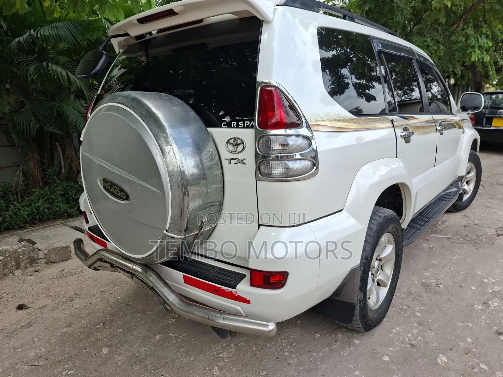 Toyota Land Cruiser Prado 2005 White