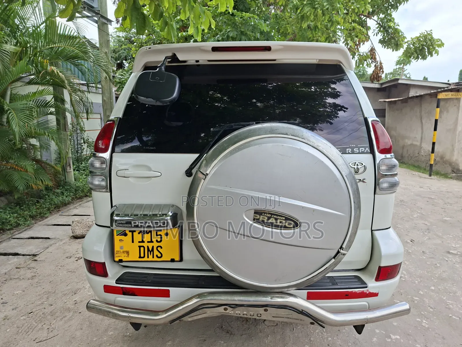 Toyota Land Cruiser Prado 2005 White