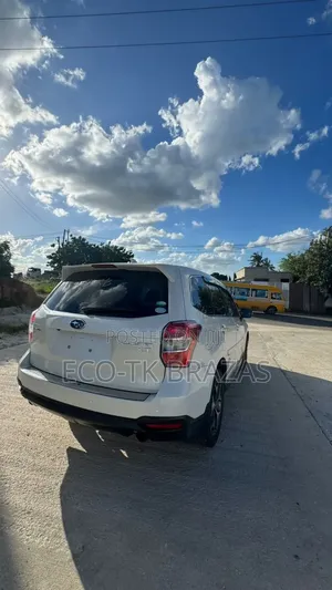 Subaru Forester 2013 White