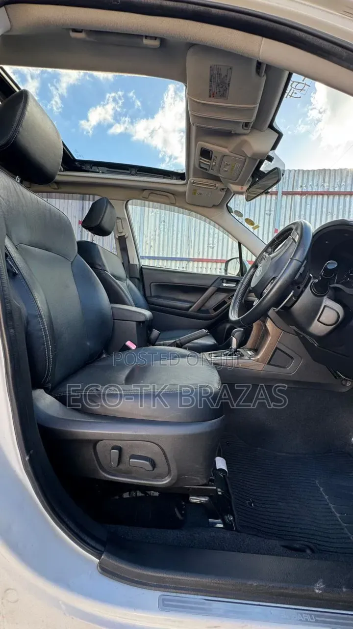 Subaru Forester 2013 White