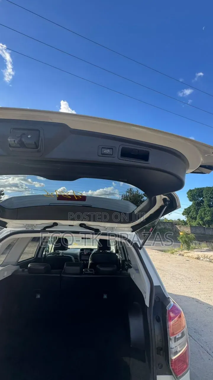 Subaru Forester 2013 White