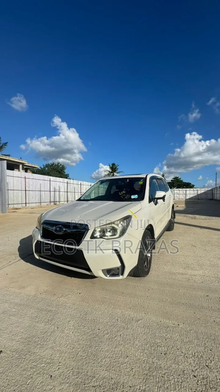 Subaru Forester 2013 White