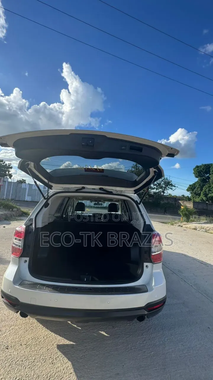 Subaru Forester 2013 White