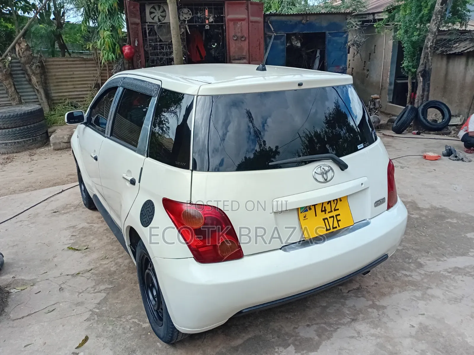 Toyota IST 2005 Pearl
