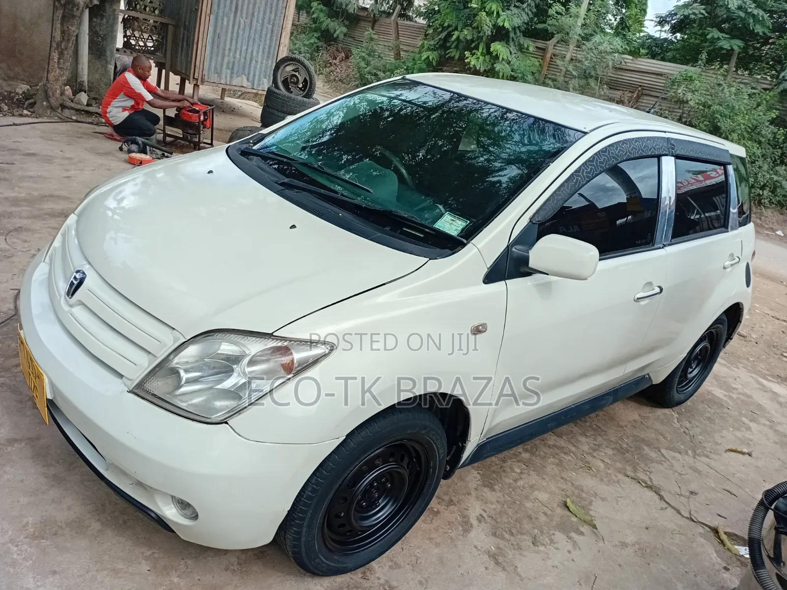 Toyota IST 2005 Pearl