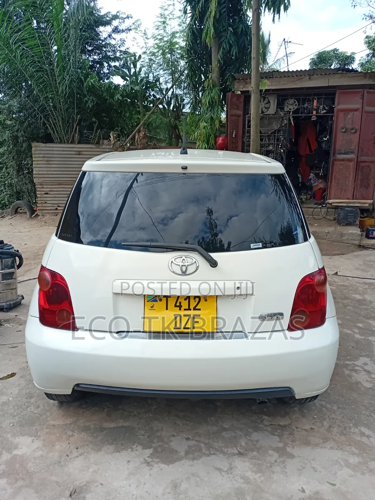 Toyota IST 2005 Pearl