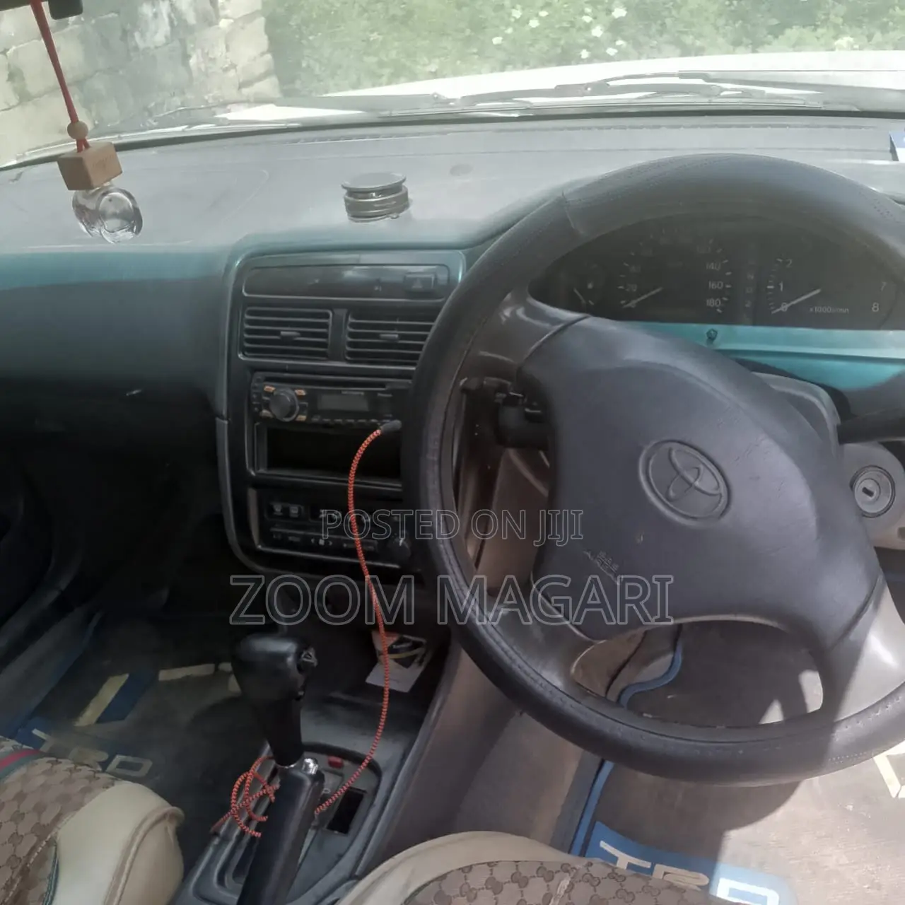 Toyota Carina 2000 White