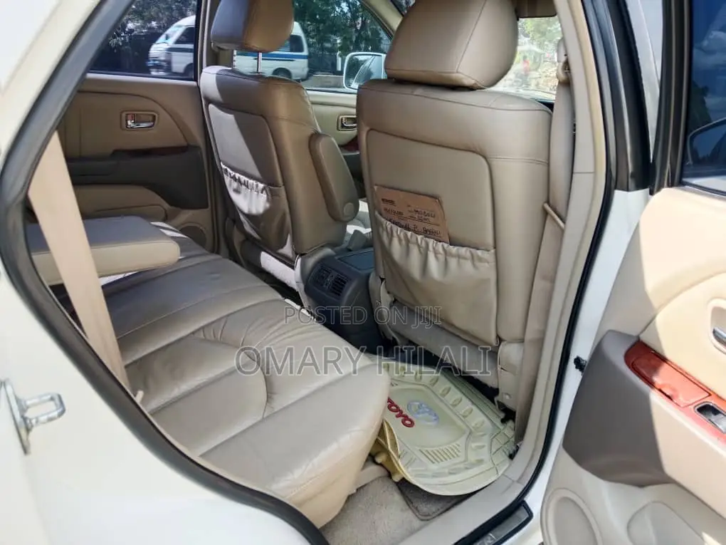 Toyota Harrier 2003 Pearl
