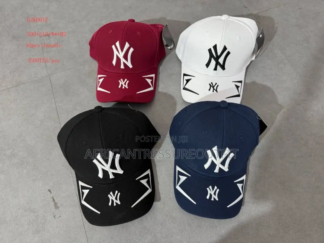 Two Toned Baseball Caps Brand New York Yankees Logo