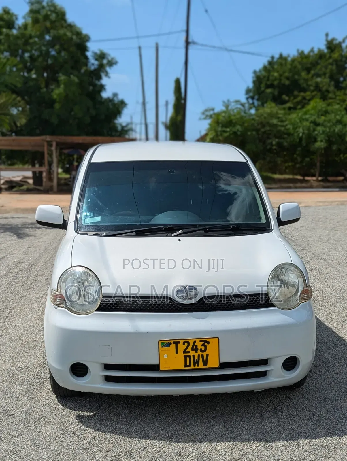 Toyota Sienta 2007 White