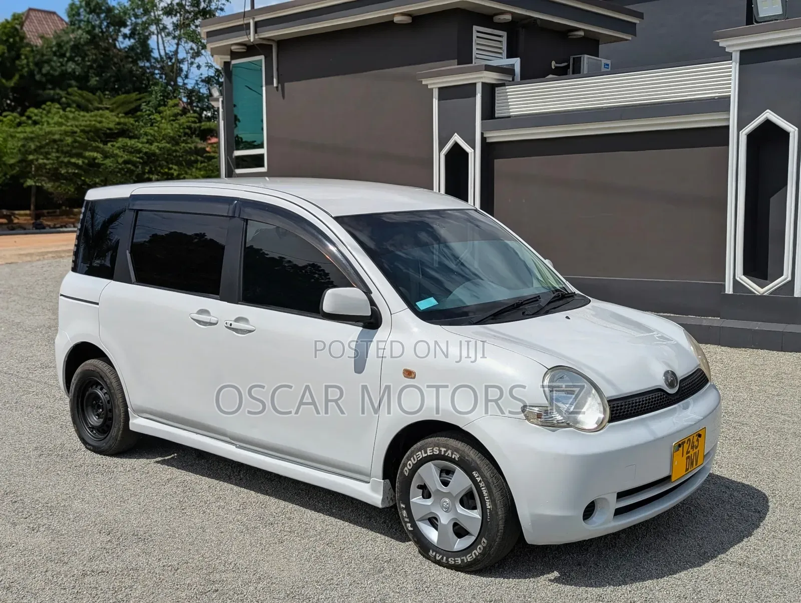 Toyota Sienta 2007 White