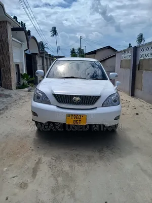Toyota Harrier 2005 Pearl