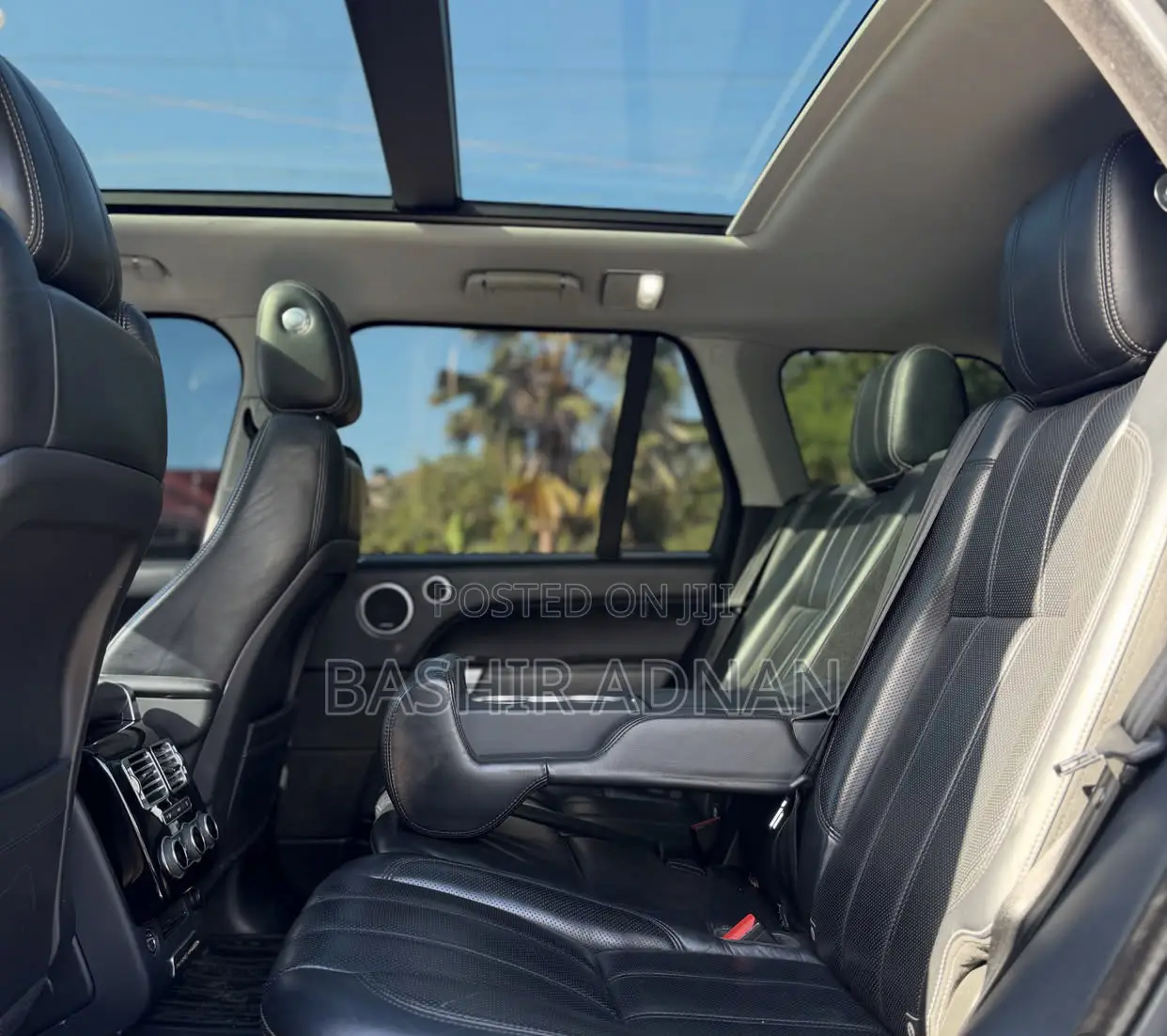 Land Rover Range Rover Vogue 2016 Black