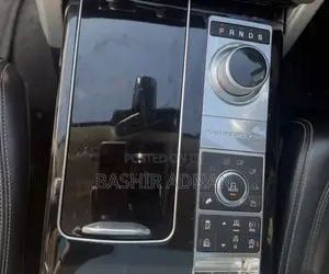 Land Rover Range Rover Vogue 2016 Black