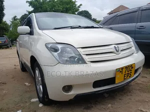 Toyota IST 2005 Pearl