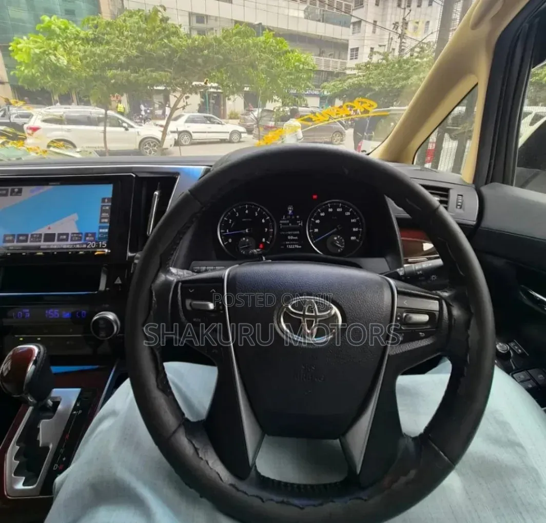 Toyota Alphard 2016 White