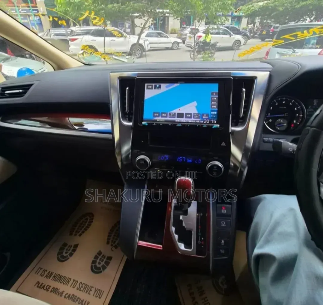 Toyota Alphard 2016 White