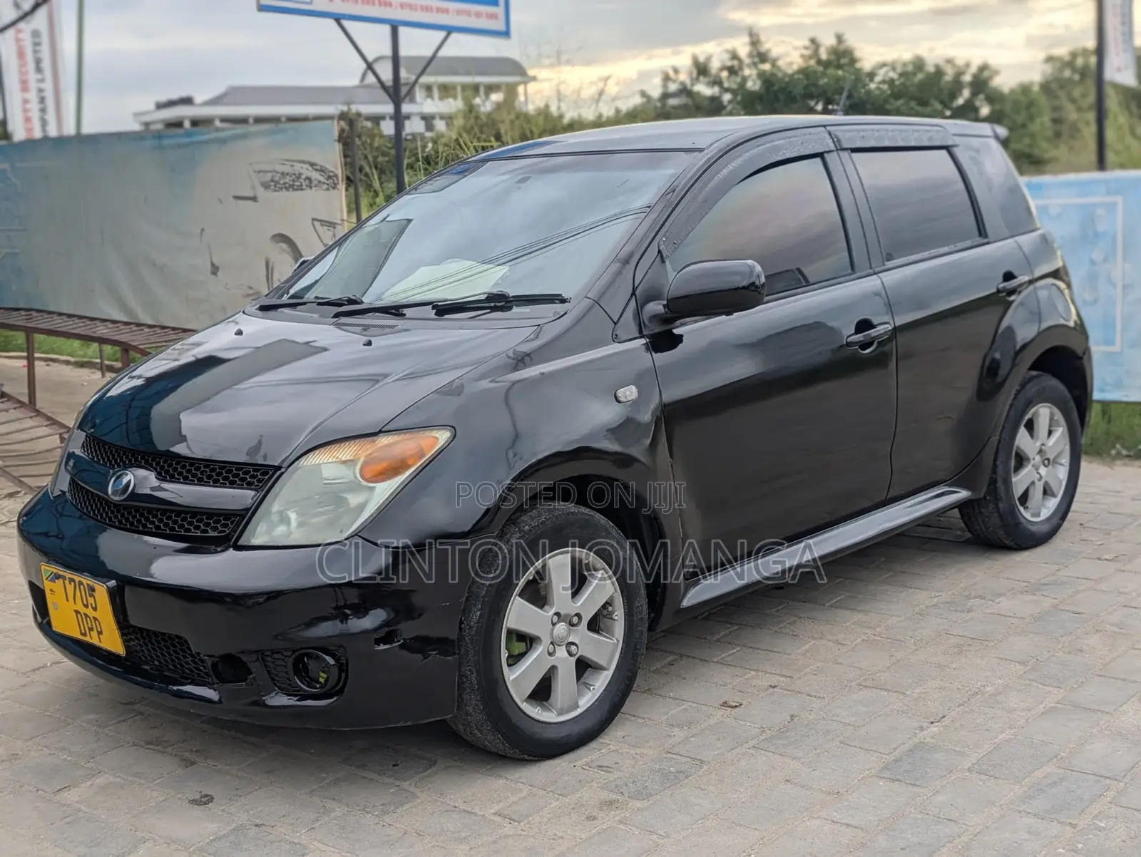 Toyota IST 2013 Black