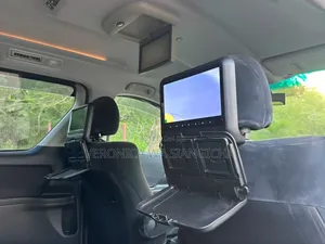 Toyota Voxy 2010