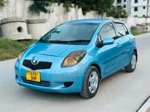 Toyota Vitz 1.0 FWD 3dr 2005 Blue