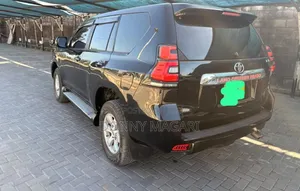 Toyota Land Cruiser 2012 Black