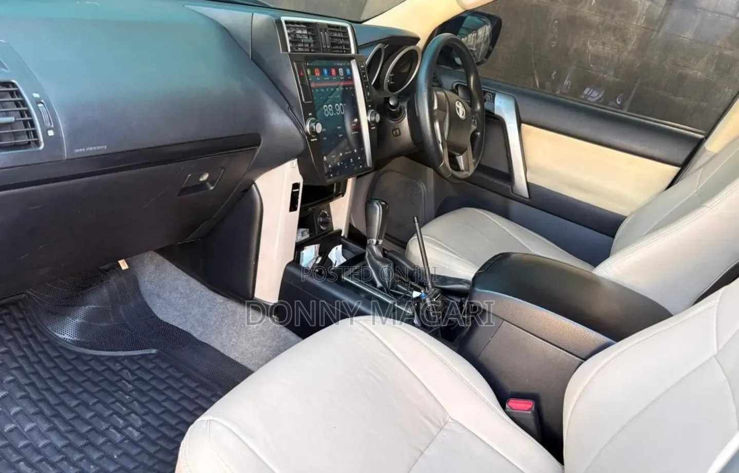 Toyota Land Cruiser 2012 Black