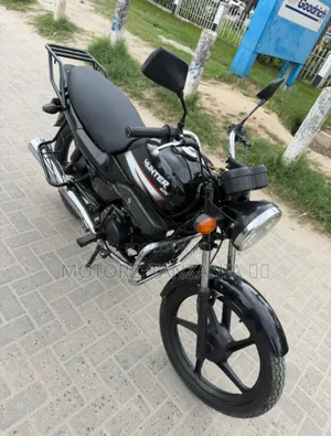 Hero Hunter 125 2023 Black