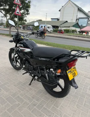 Hero Hunter 125 2023 Black