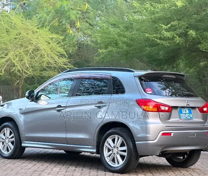Mitsubishi RVR 2.0 2011 Silver