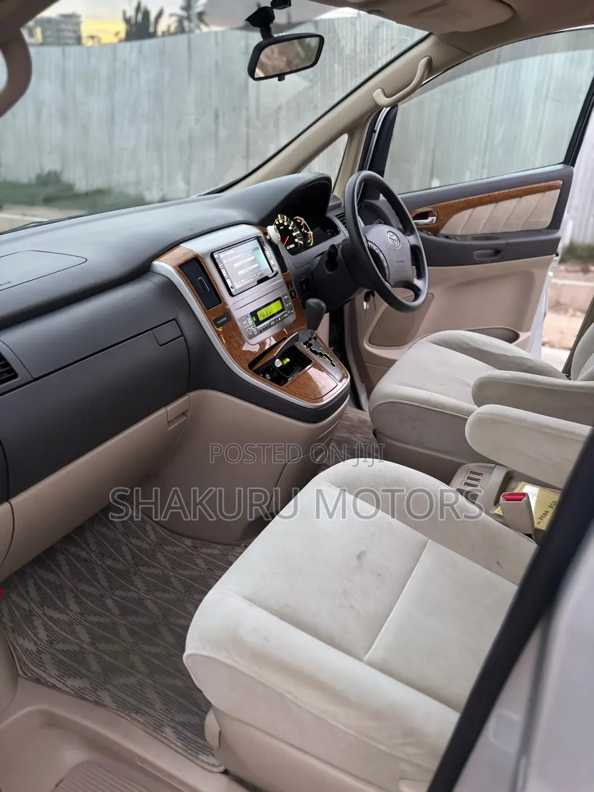 Toyota Alphard 2008 Silver