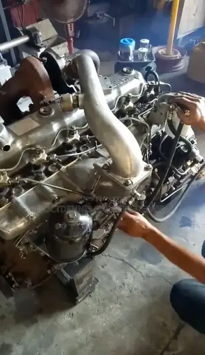 Fuso Engine 6d16 Howo 371