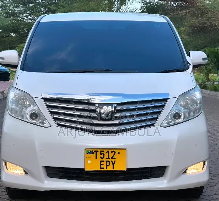 Toyota Alphard 2009 White