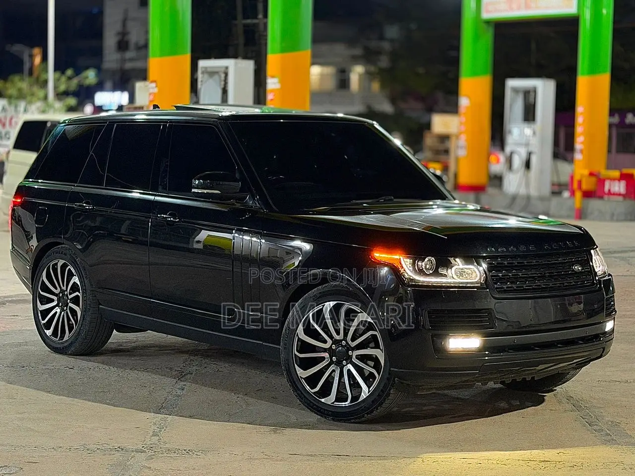 Land Rover Range Rover Vogue 2016 Black