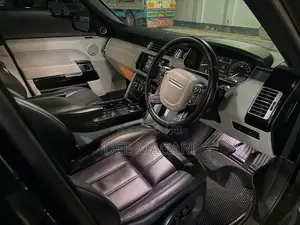 Land Rover Range Rover Vogue 2016 Black