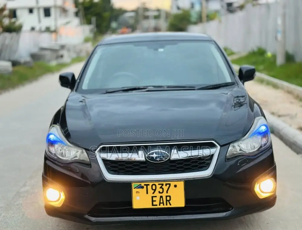 Subaru Impreza 2.0i 5-dr 2013 Black
