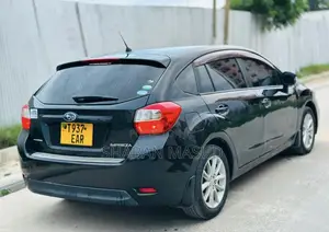 Subaru Impreza 2.0i 5-dr 2013 Black