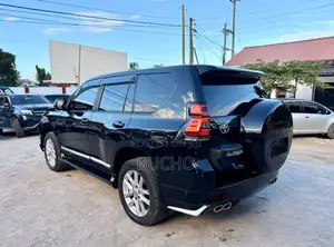Toyota Land Cruiser Prado 2013 Black