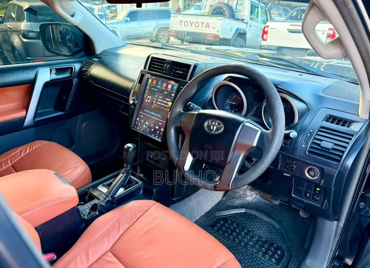 Toyota Land Cruiser Prado 2013 Black