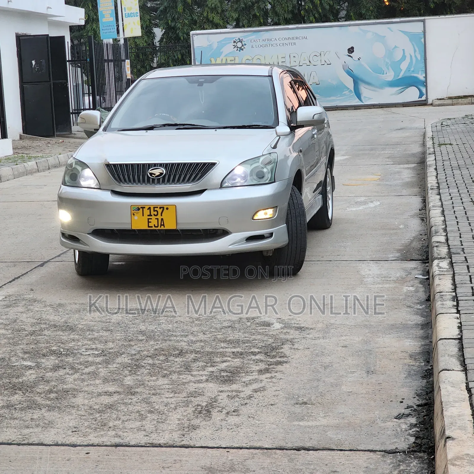 Toyota Harrier 2008 Silver