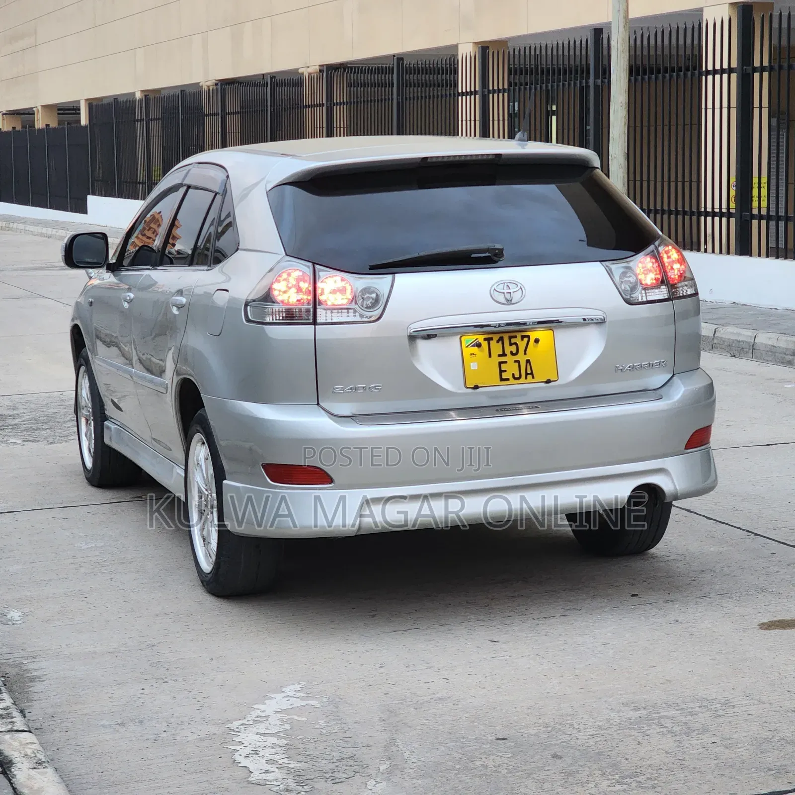 Toyota Harrier 2008 Silver