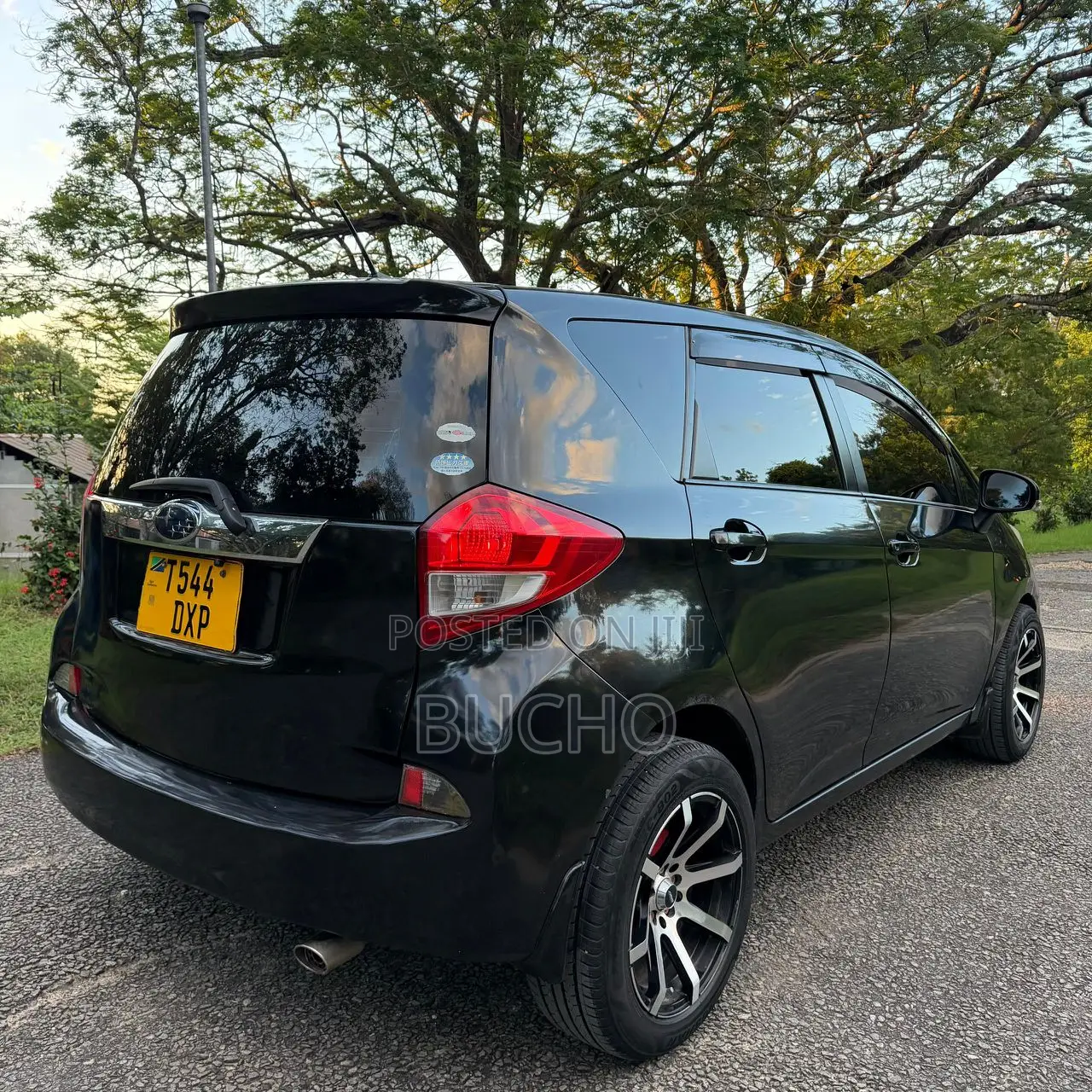 Subaru Trezia 2012 Black