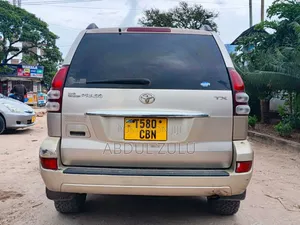 Toyota Land Cruiser Prado 2006 Gold