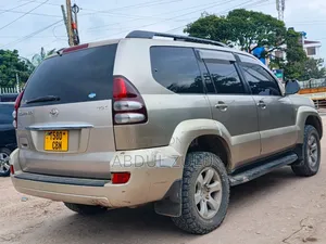 Toyota Land Cruiser Prado 2006 Gold