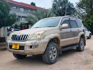Toyota Land Cruiser Prado 2006 Gold