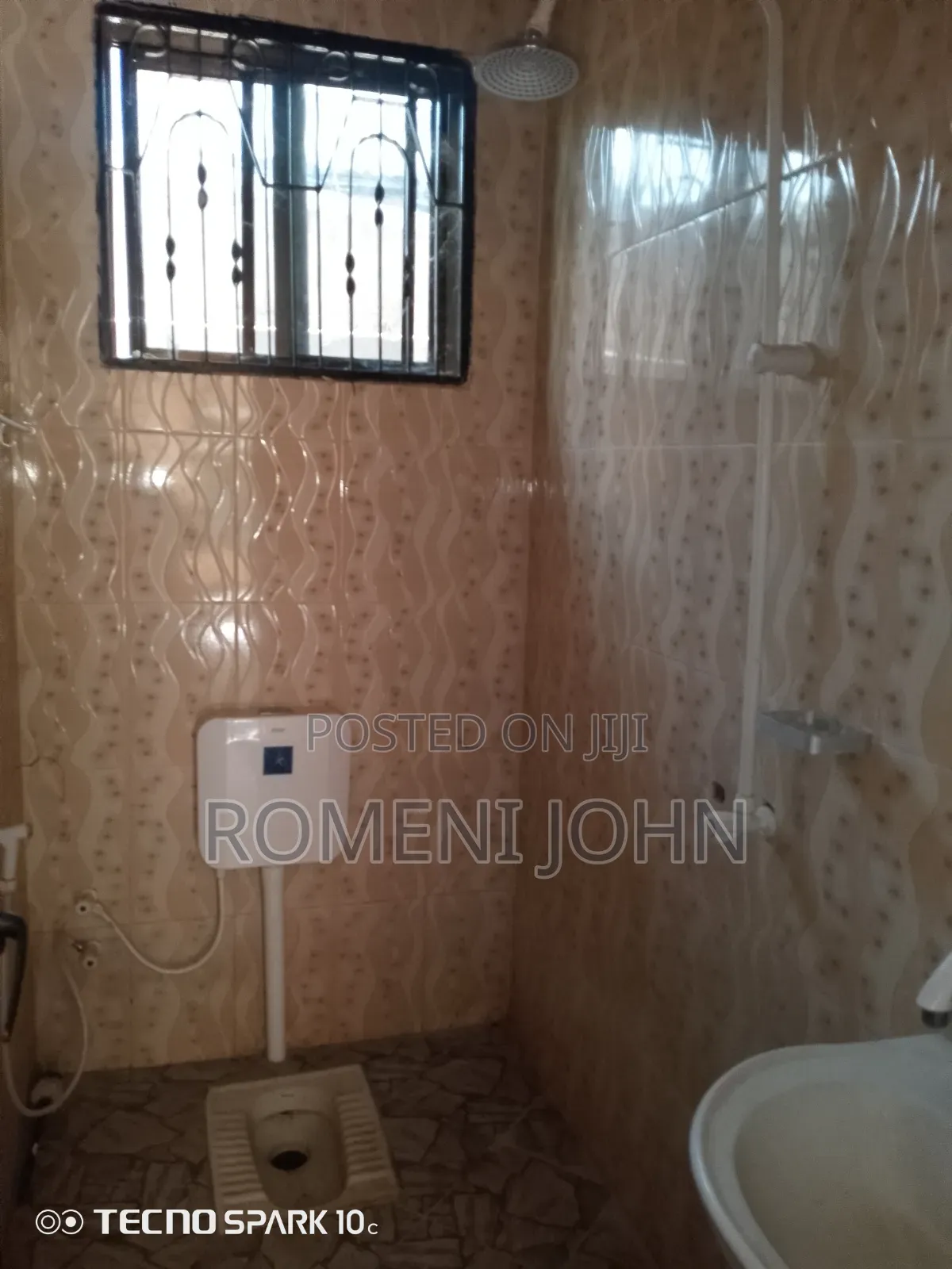 3bdrm House in Tanzania Daresalaam, Ilala for sale