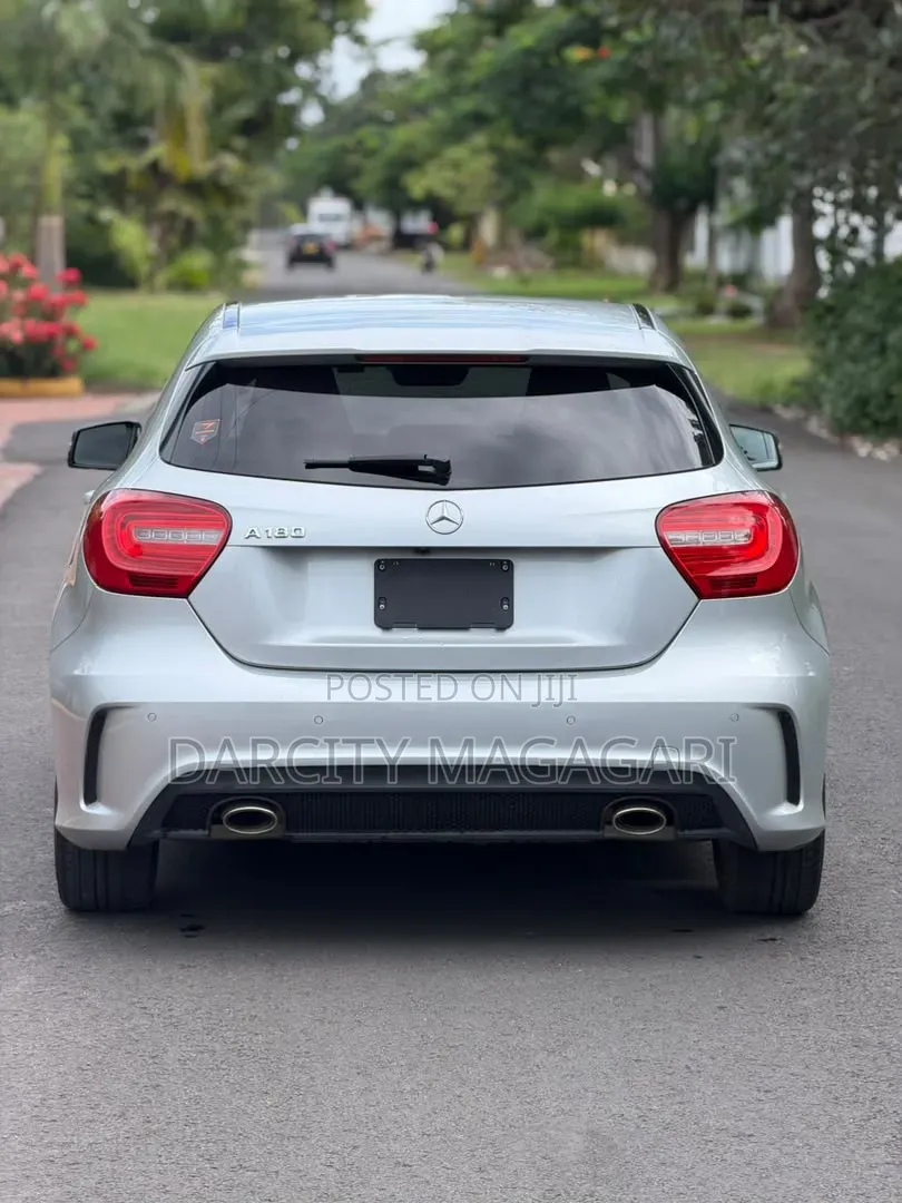 Mercedes-Benz A-Class 2014 Silver