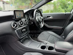 Mercedes-Benz A-Class 2014 Silver
