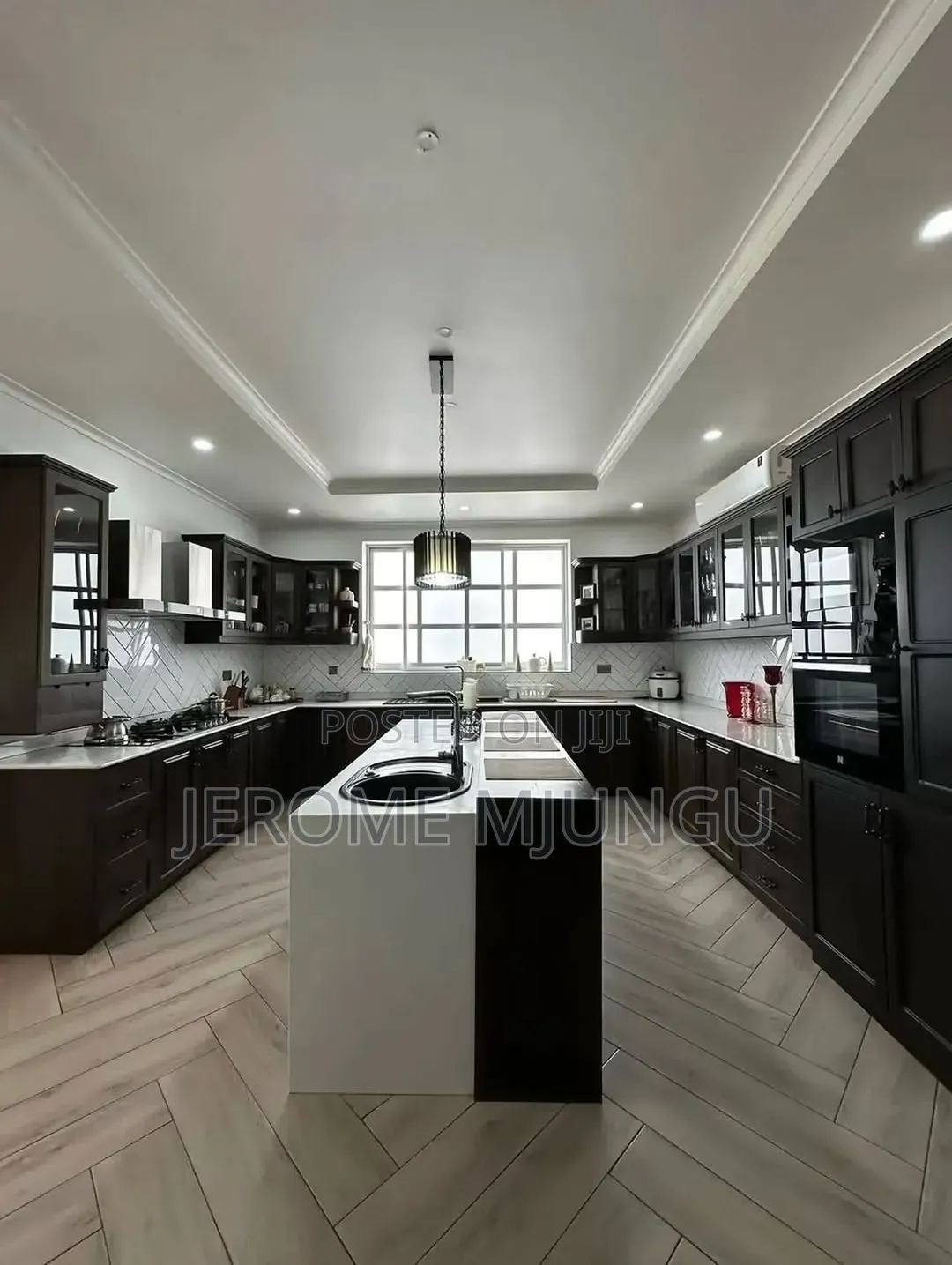 Furnished 5bdrm Villa in Mikocheni for rent
