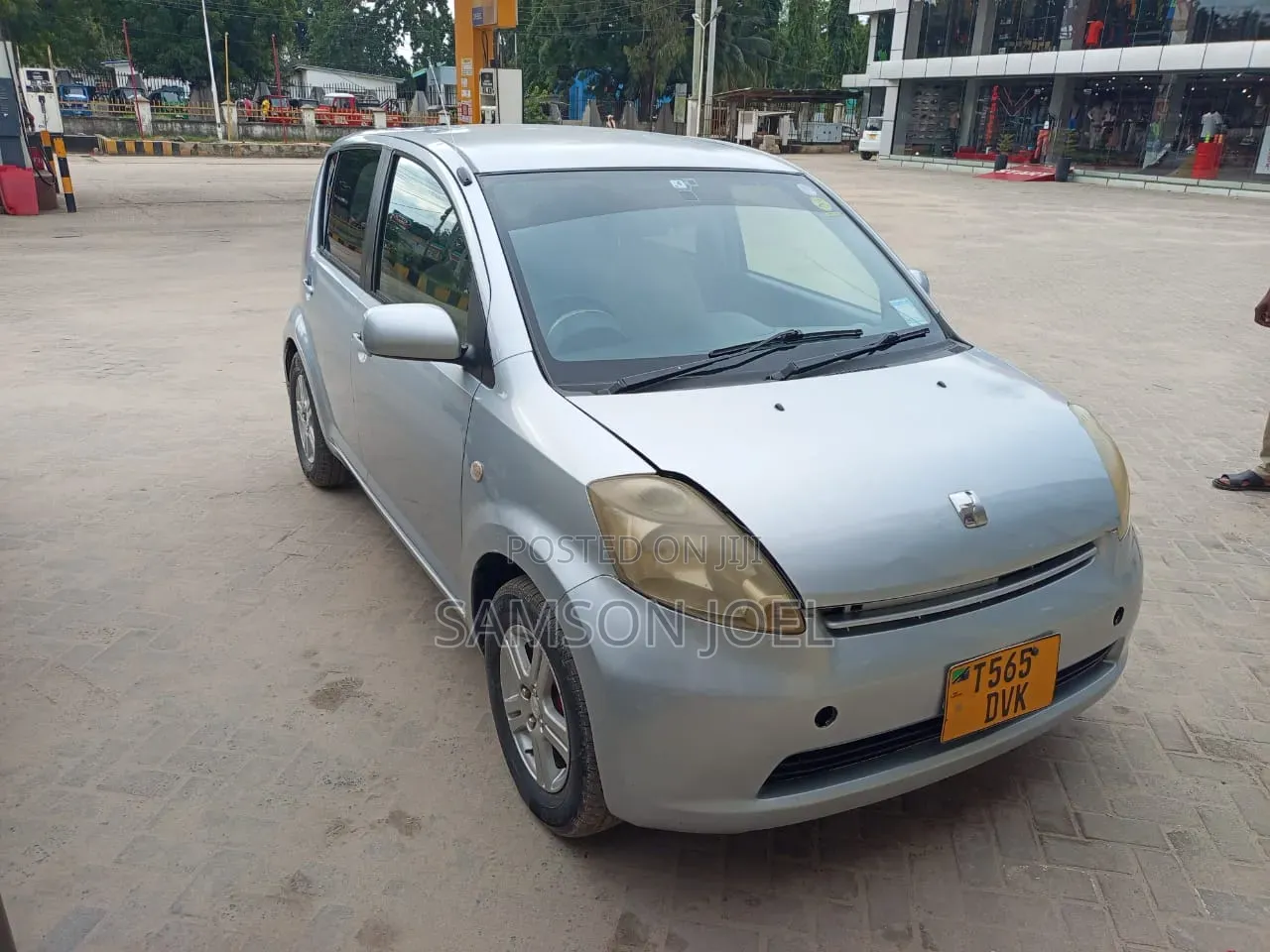 Toyota Passo 2005 Silver