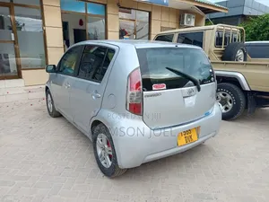 Toyota Passo 2005 Silver
